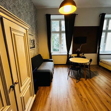 Pod 55 Apartment Krakow Bagian luar foto